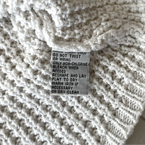 Vintage Real Clothes Sleeveless V-Neck White Cotton Knit Tank Top - Picture 11 of 11